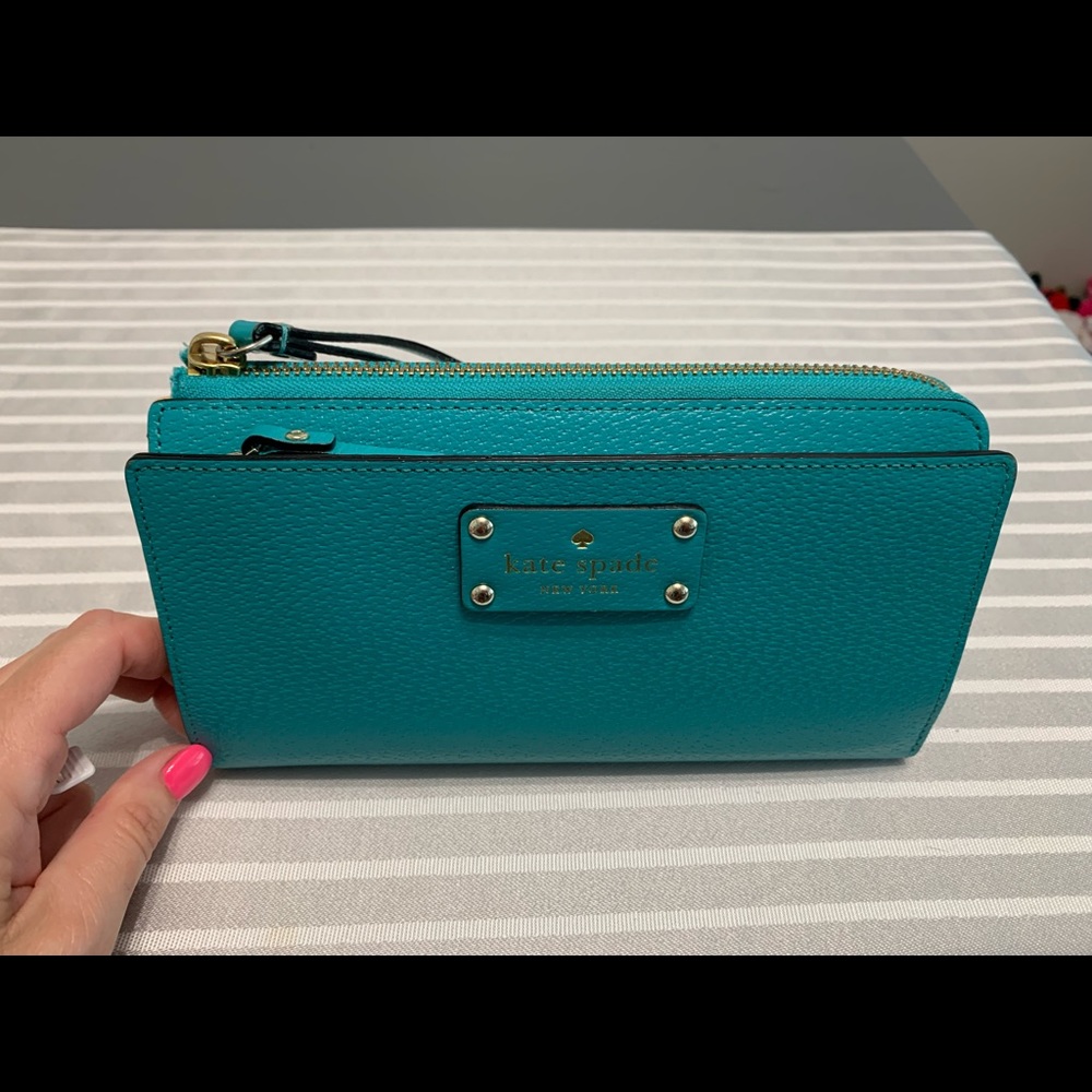 Kate spade wallet/wristlet